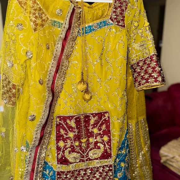 Party sharara suit - Picture 1 of 9